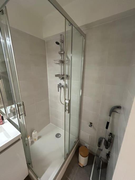 Apartment Avec Parking Gratuit